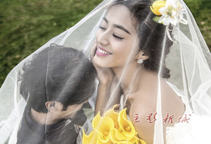 影楼软纱细纱白纱新娘婚纱拖尾超长韩式飘逸摄影拍照头纱长款道具